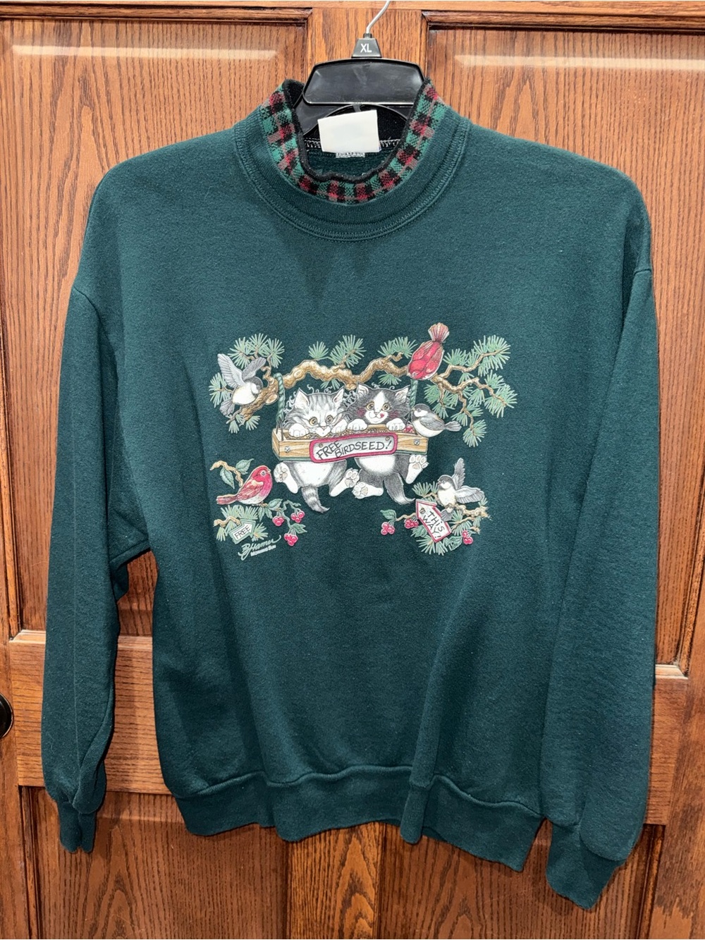 Grandma Core Vintage Crewneck Sweatshirt with Cat & Cardinals Graphic